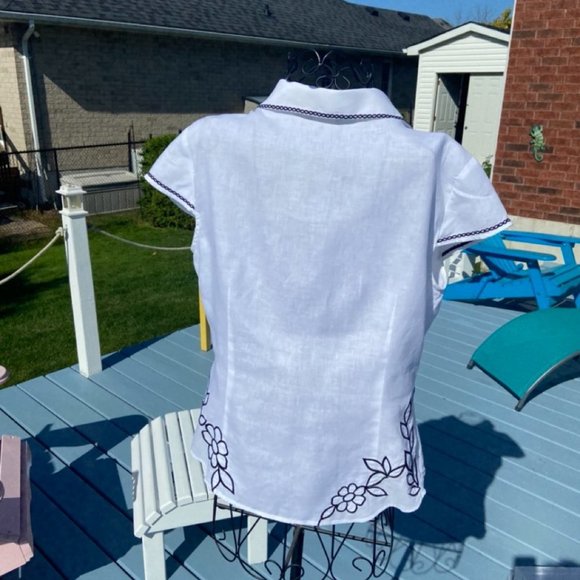 White Linen Flower Embroidered Button Front Blouse EUC UK Size 12 - Picture 5 of 16